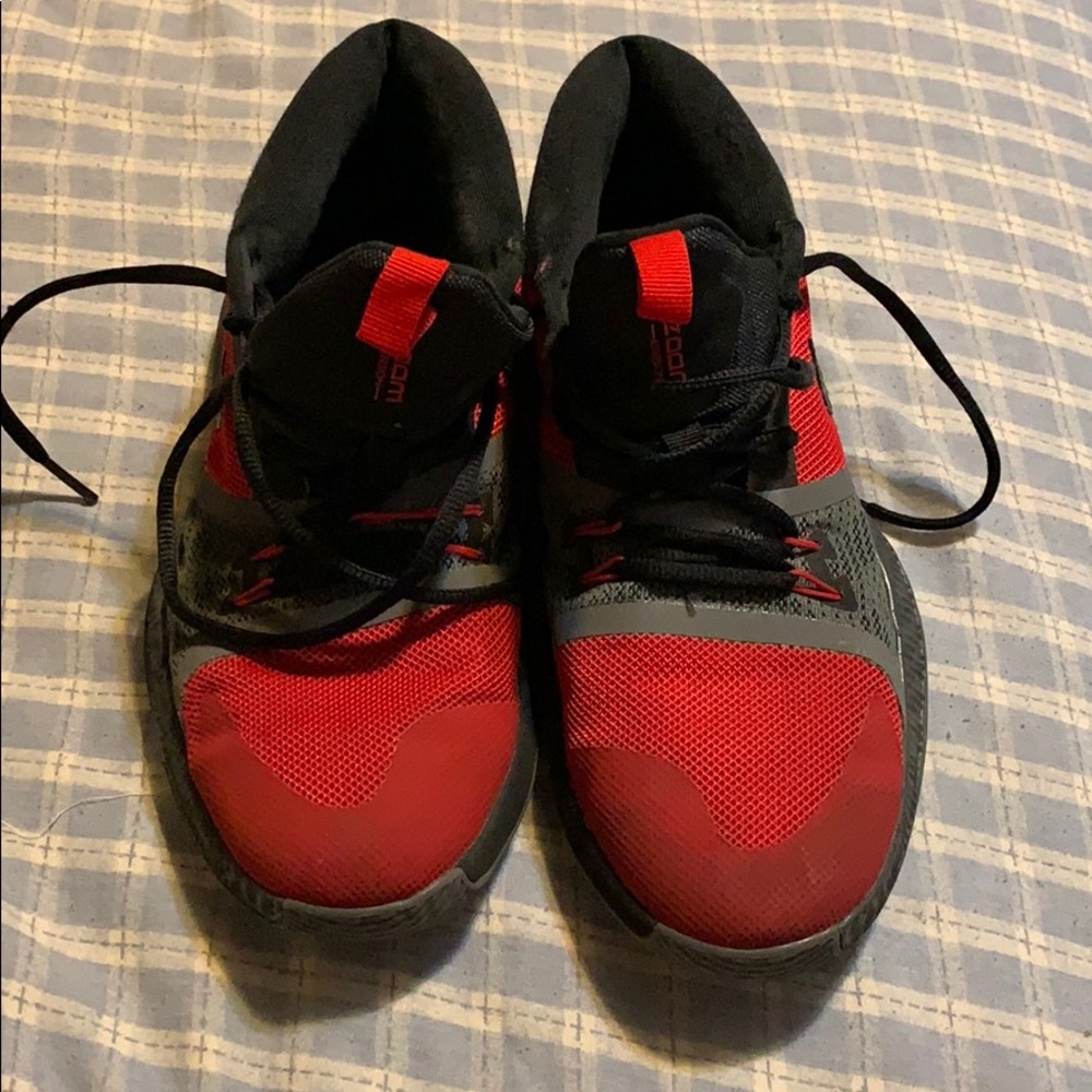 Nike Zoom Assersion boys size 7